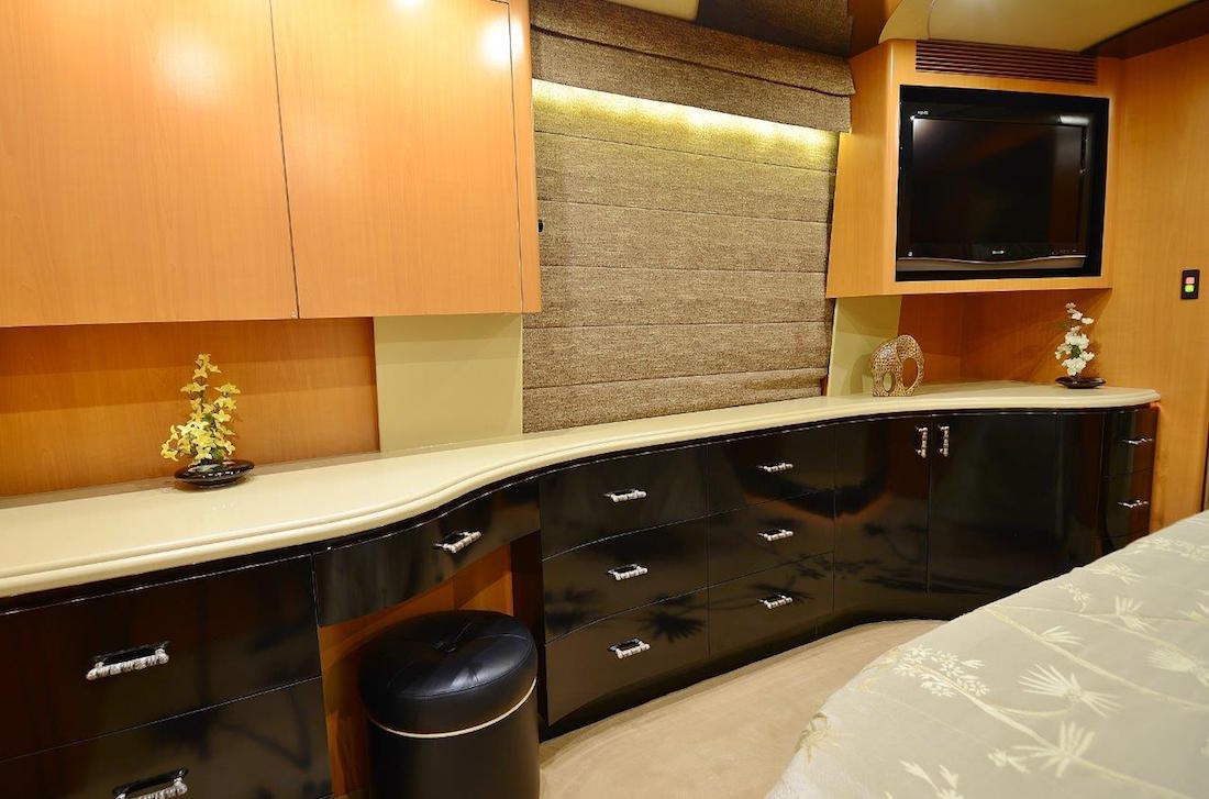 2008 Prevost Marathon H3-45 For Sale