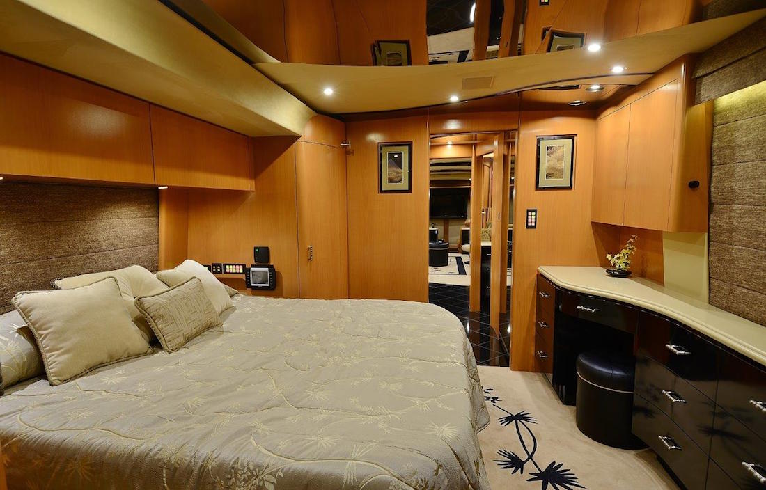 2008 Prevost Marathon H3-45 For Sale