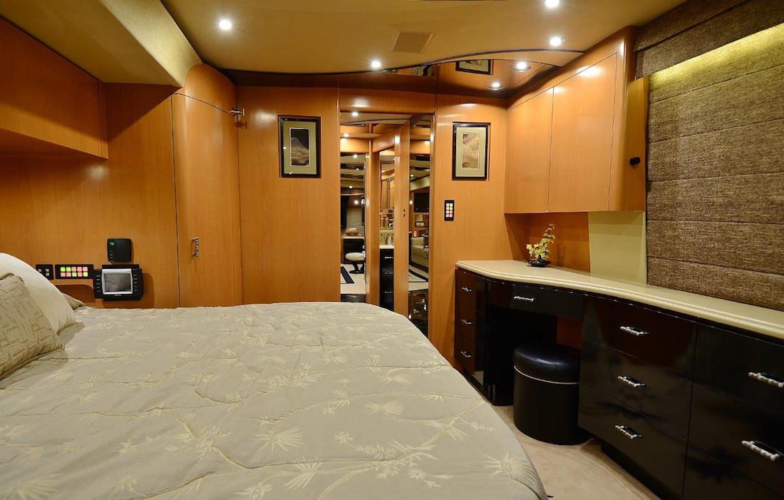 2008 Prevost Marathon H3-45 For Sale