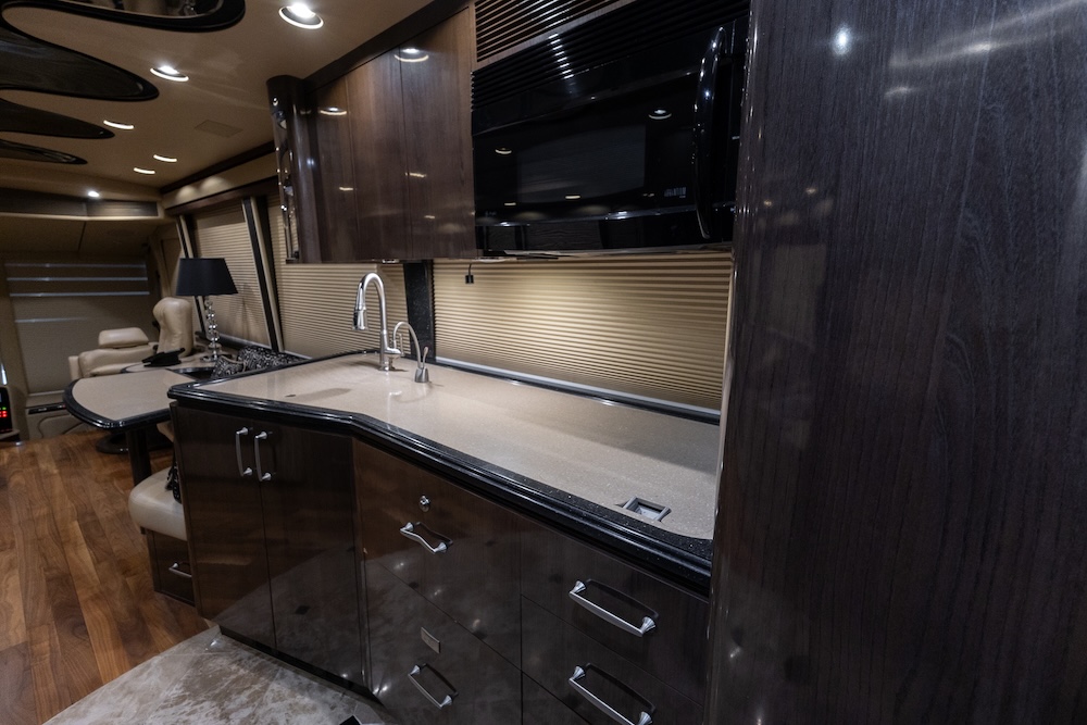 2008 Prevost Marathon H3-45 For Sale