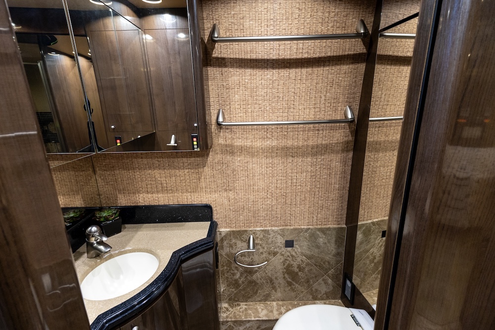 2008 Prevost Marathon H3-45 For Sale