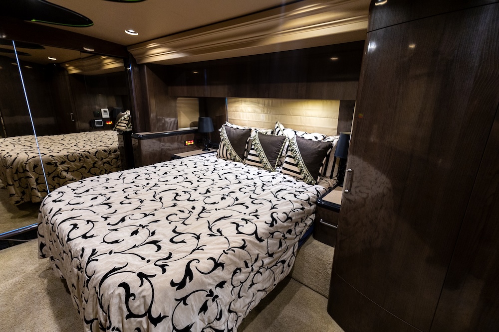 2008 Prevost Marathon H3-45 For Sale