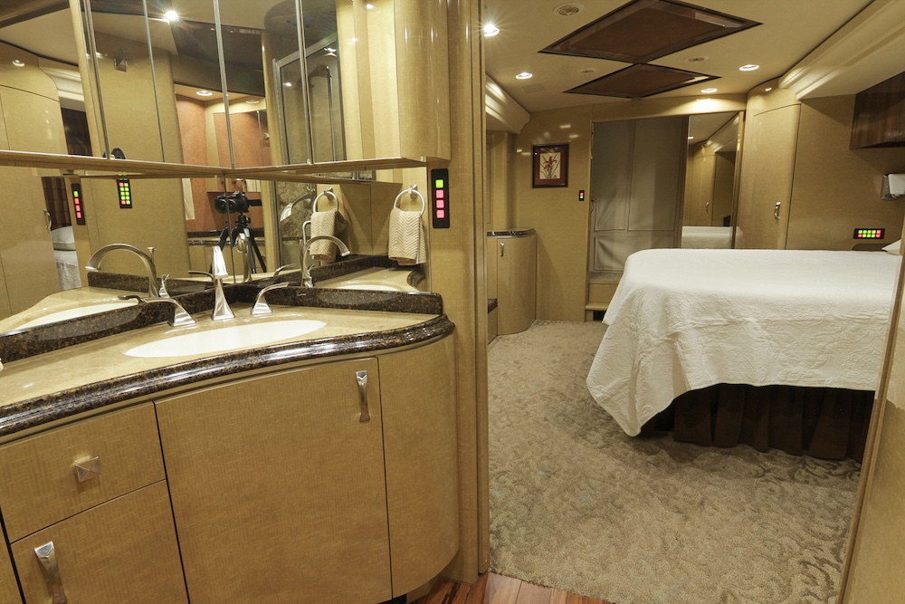2008 Prevost Marathon H3-45 For Sale