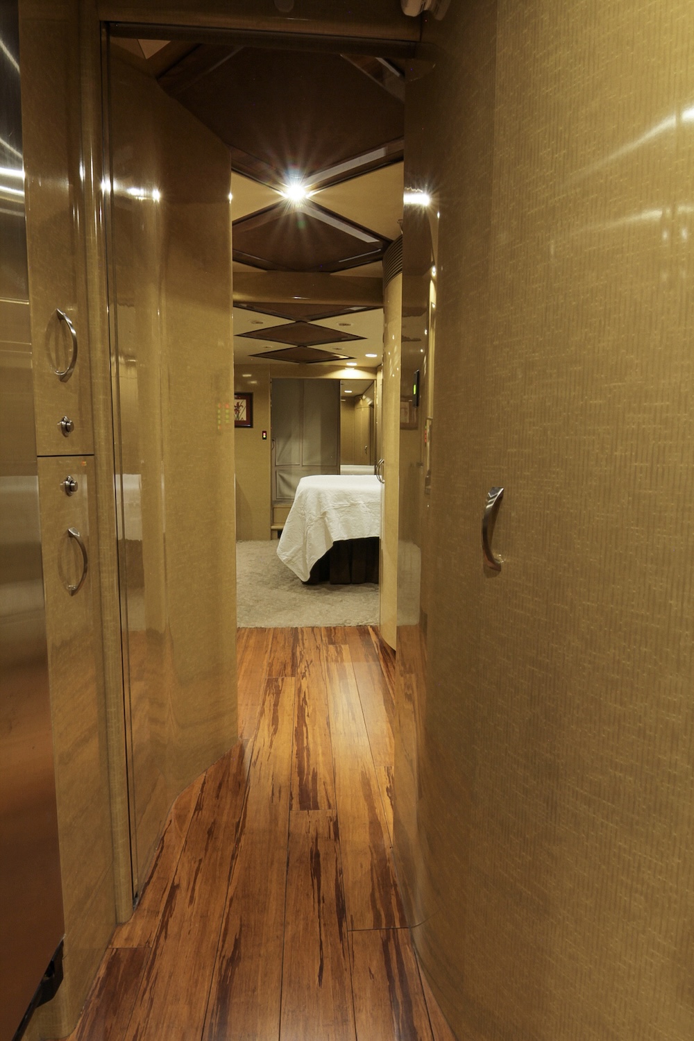 2008 Prevost Marathon H3-45 For Sale