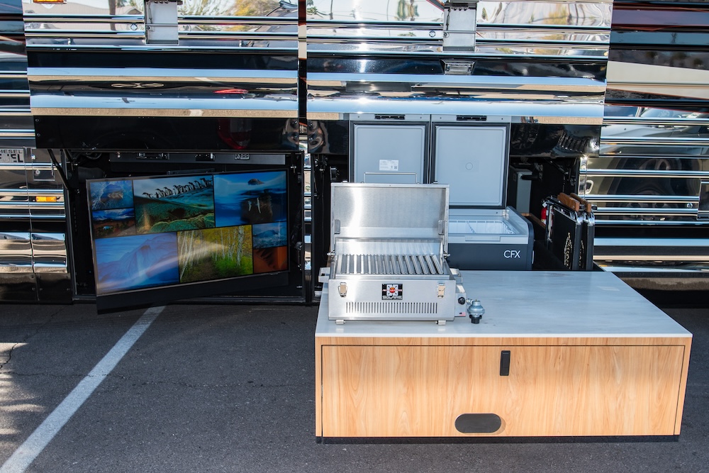 2008 Prevost Marathon XLII For Sale