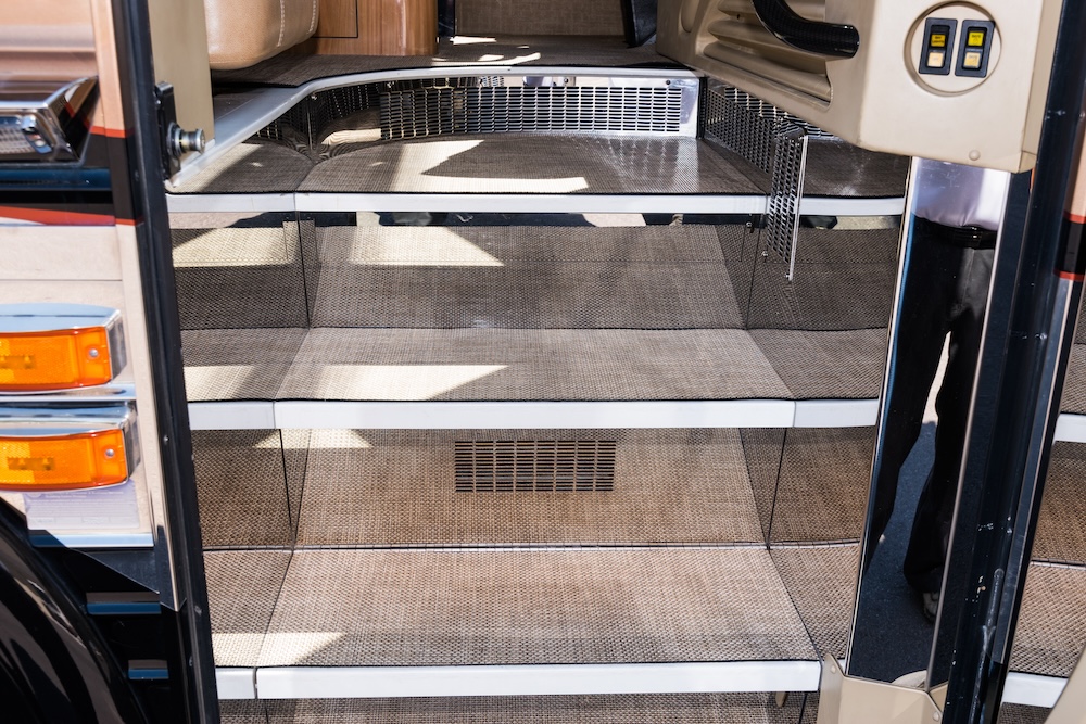 2008 Prevost Marathon XLII For Sale