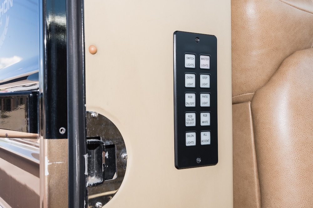 2008 Prevost Marathon XLII For Sale