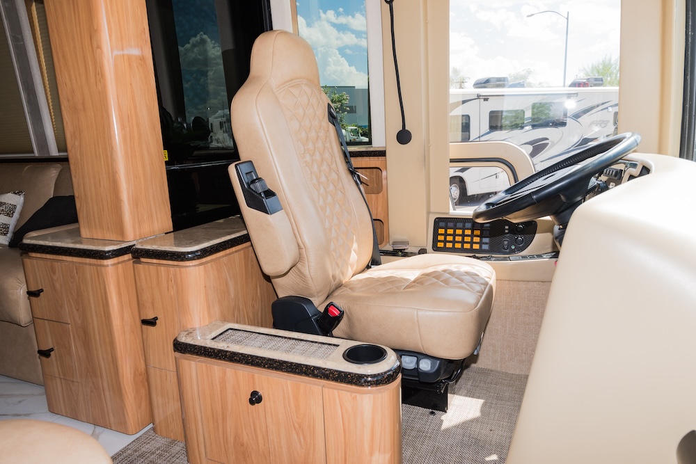 2008 Prevost Marathon XLII For Sale