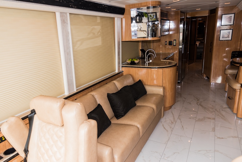 2008 Prevost Marathon XLII For Sale