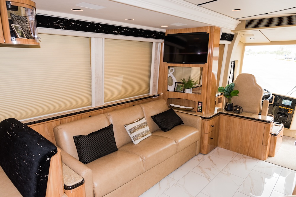 2008 Prevost Marathon XLII For Sale