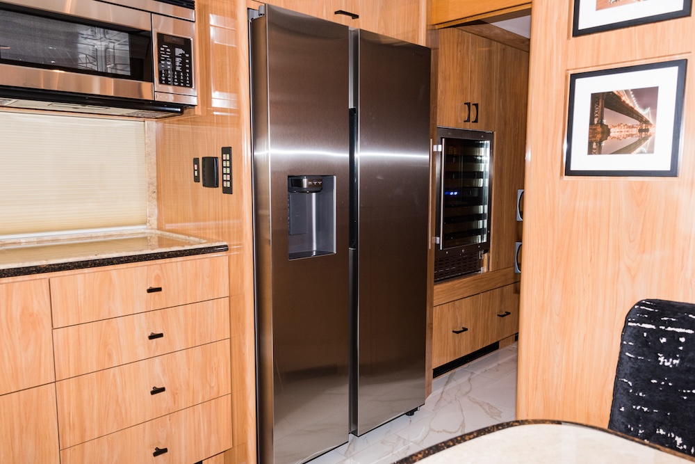 2008 Prevost Marathon XLII For Sale