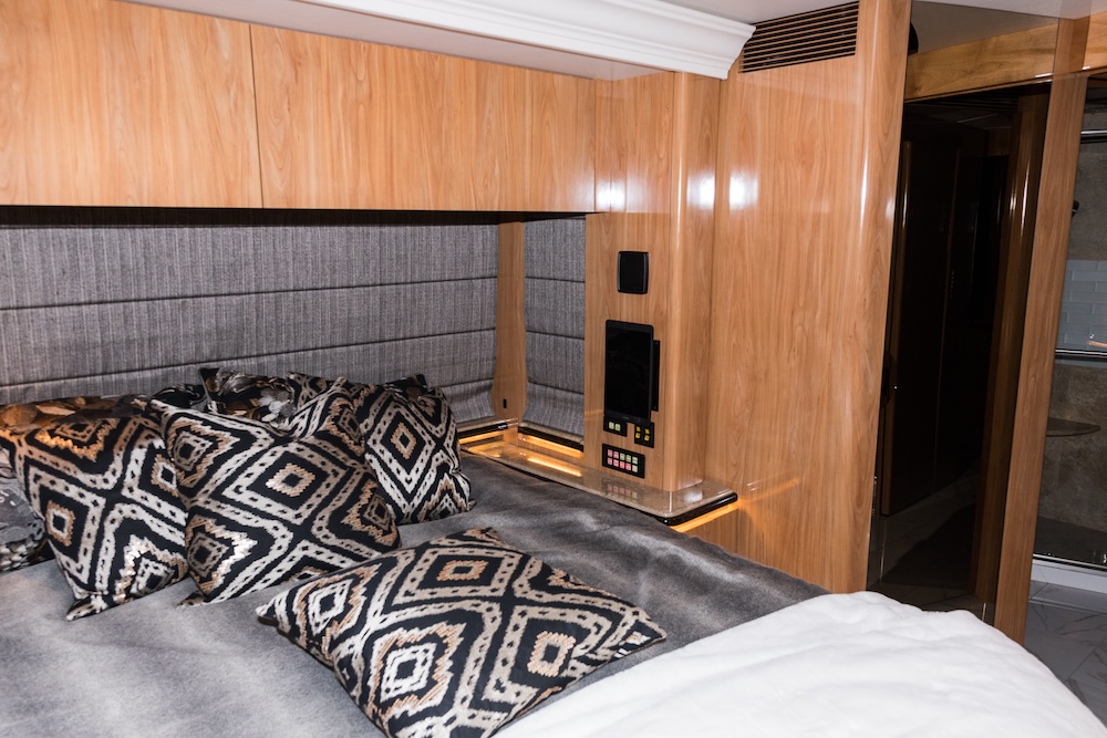 2008 Prevost Marathon XLII For Sale