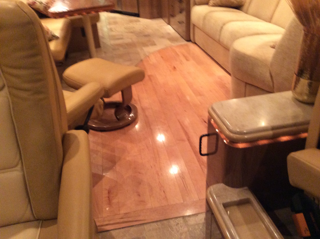 2008 Prevost Marathon XLII For Sale