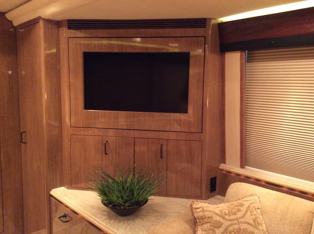 2008 Prevost Marathon XLII For Sale