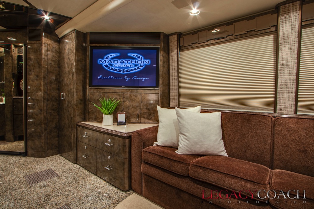 2008 Prevost Marathon XLII For Sale