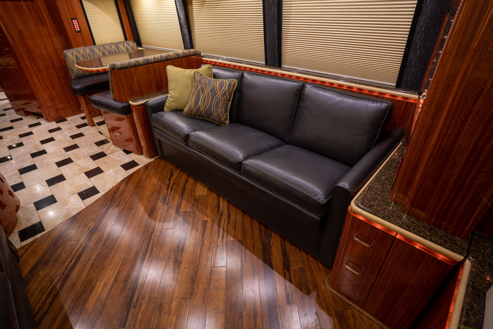 2008 Prevost Marathon XLII For Sale