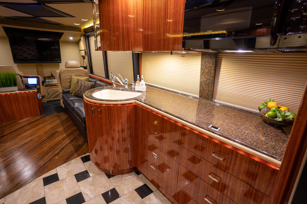 2008 Prevost Marathon XLII For Sale