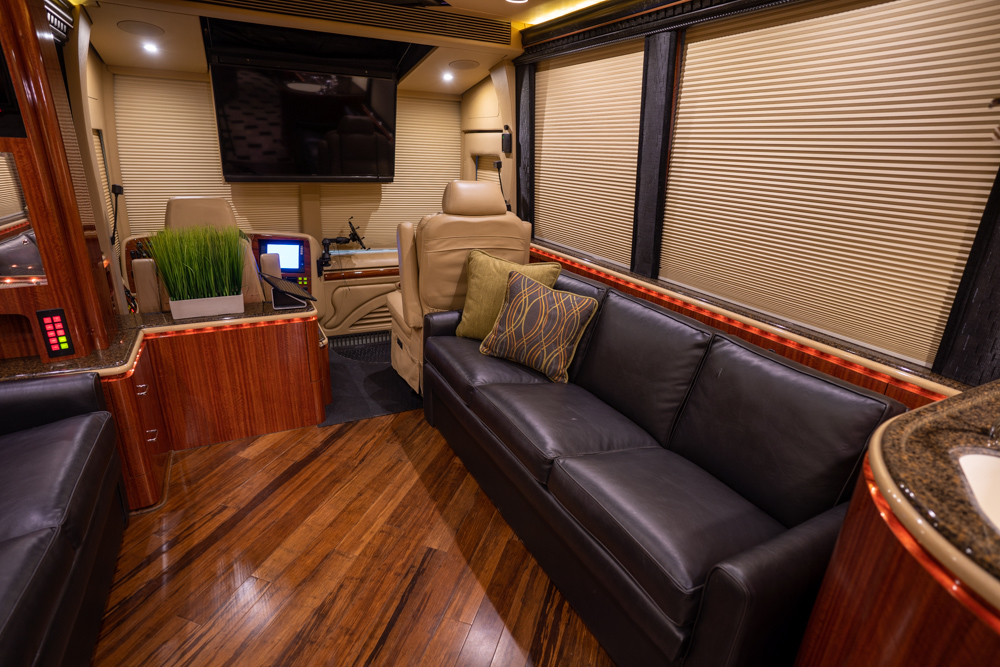 2008 Prevost Marathon XLII For Sale