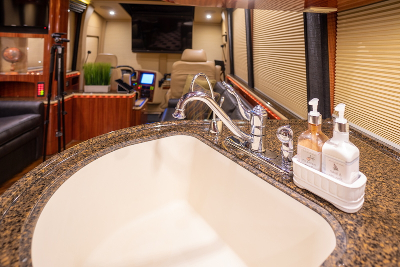 2008 Prevost Marathon XLII For Sale