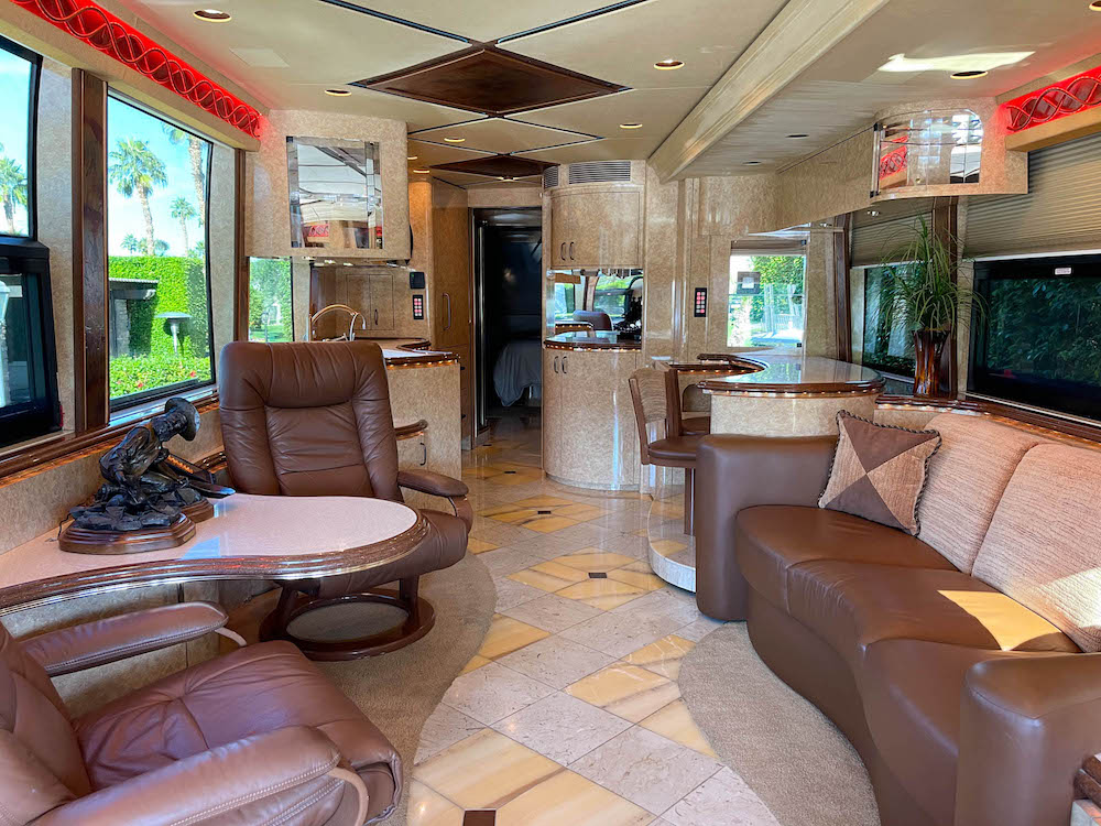 2008 Prevost Marathon XLII For Sale