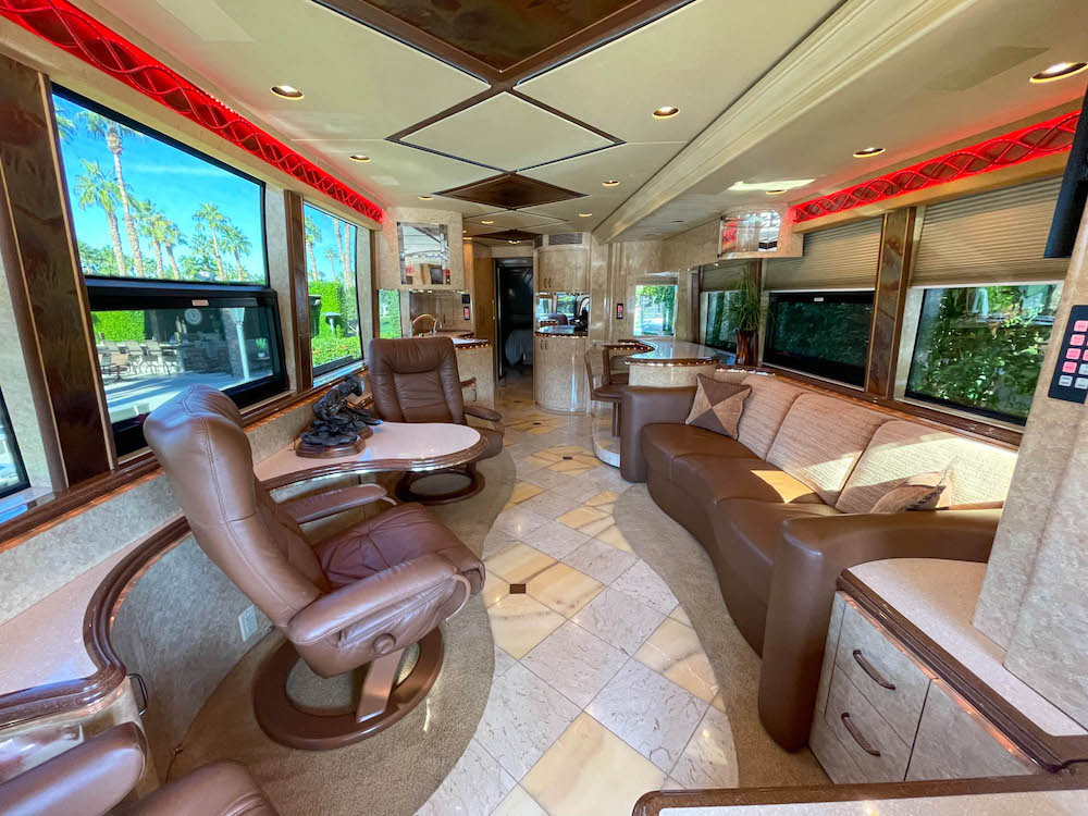 2008 Prevost Marathon XLII For Sale