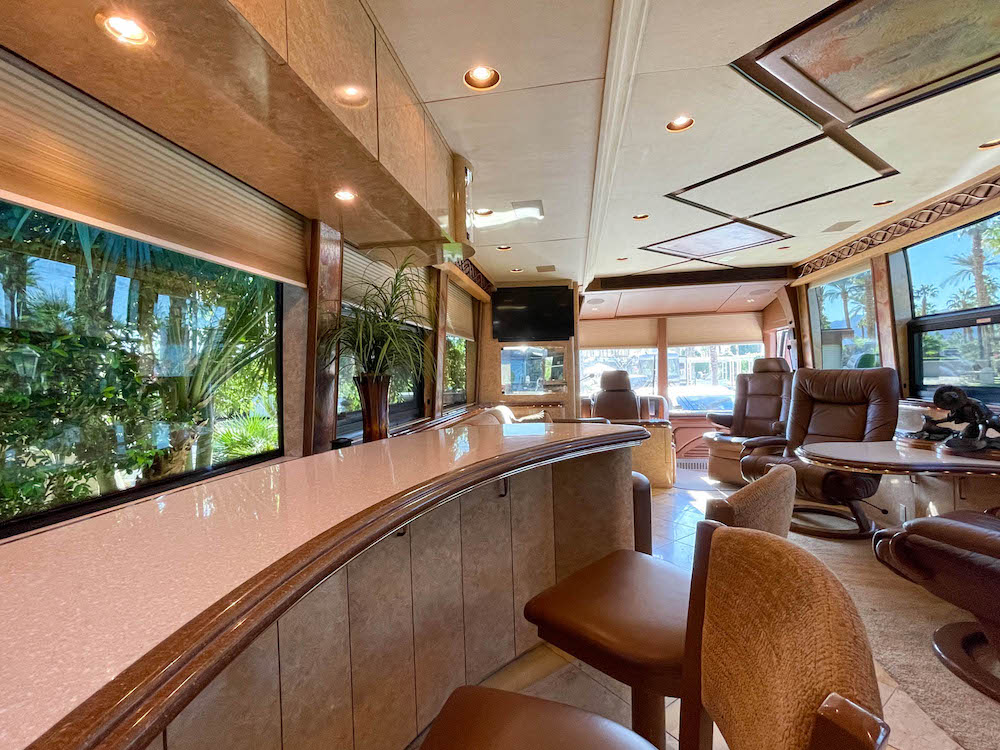 2008 Prevost Marathon XLII For Sale