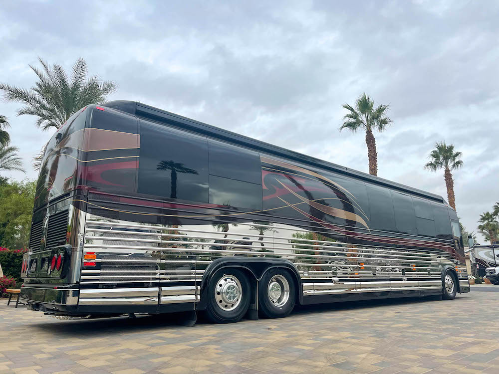 2008 Prevost Marathon XLII For Sale