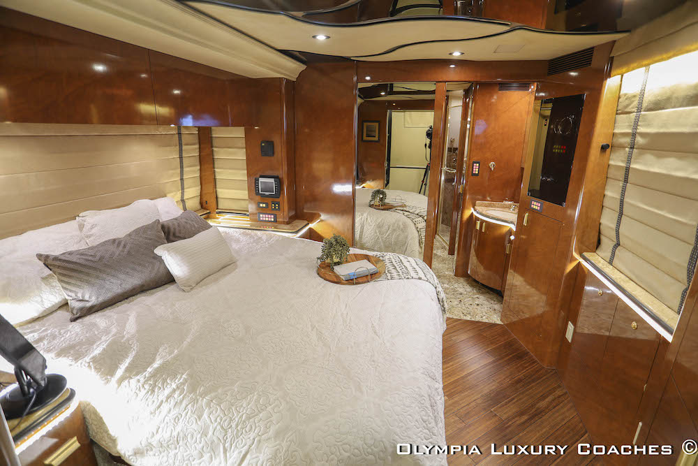 2008 Prevost Marathon XLII For Sale