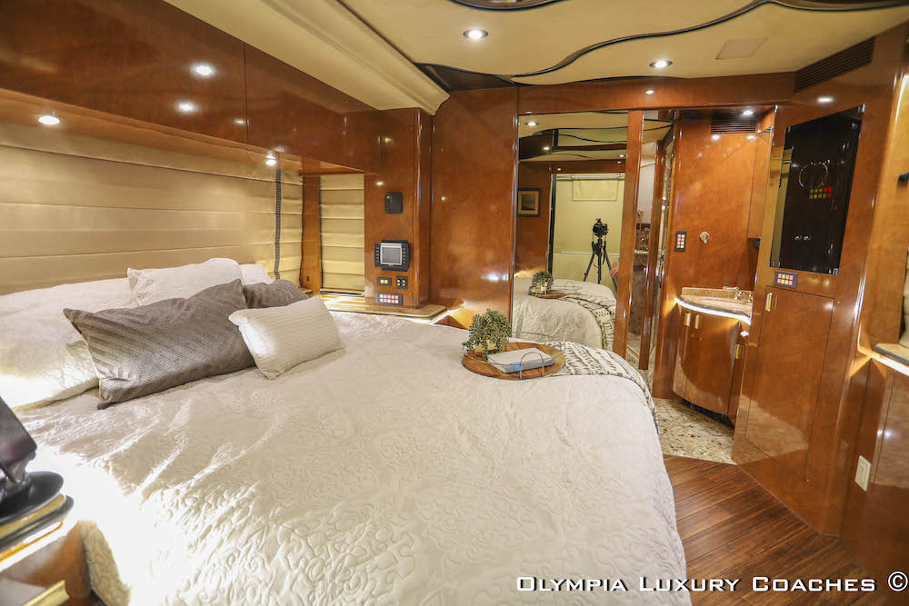 2008 Prevost Marathon XLII For Sale