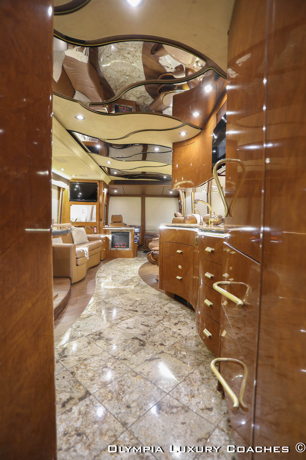2008 Prevost Marathon XLII For Sale