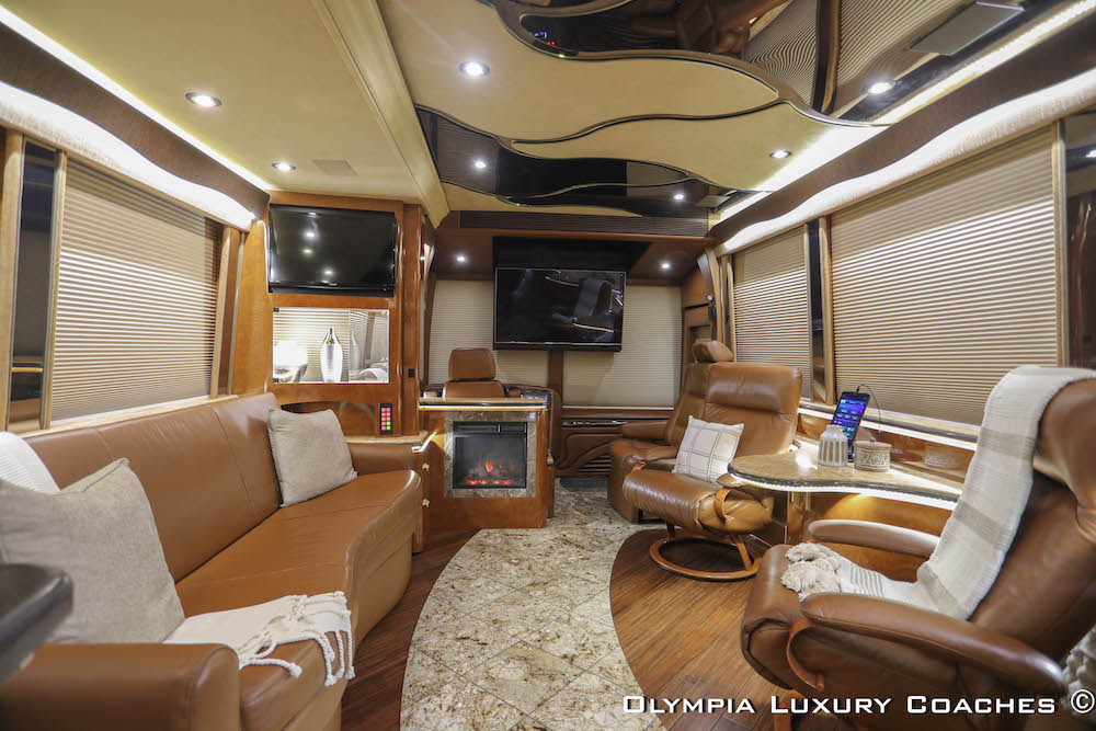 2008 Prevost Marathon XLII For Sale