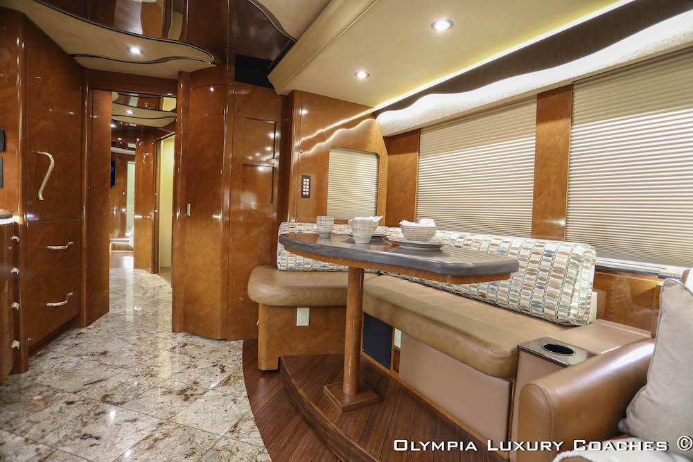 2008 Prevost Marathon XLII For Sale