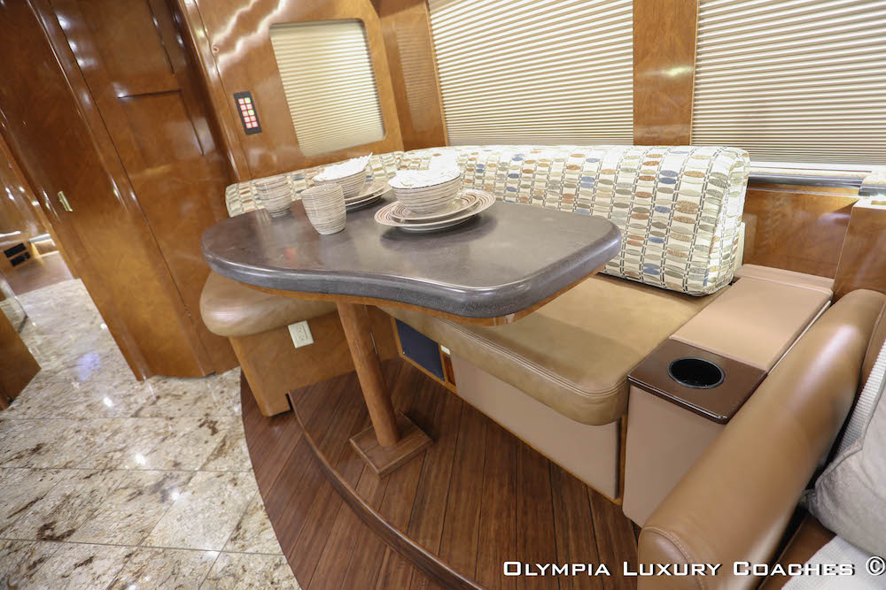 2008 Prevost Marathon XLII For Sale