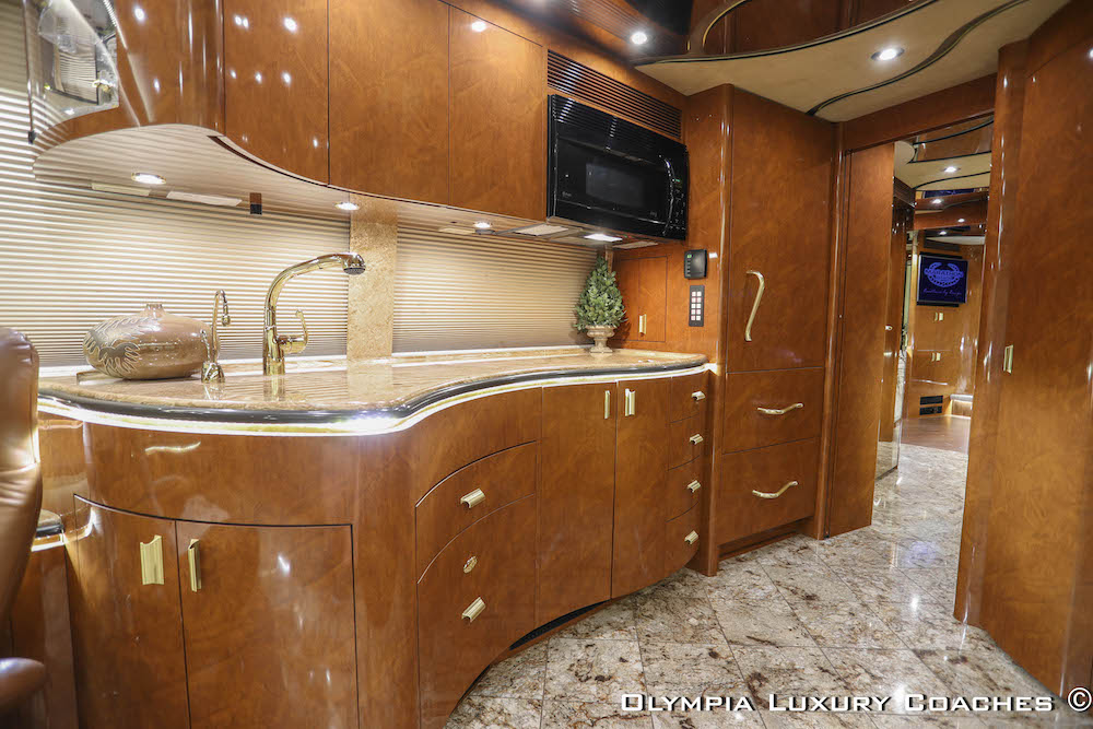 2008 Prevost Marathon XLII For Sale