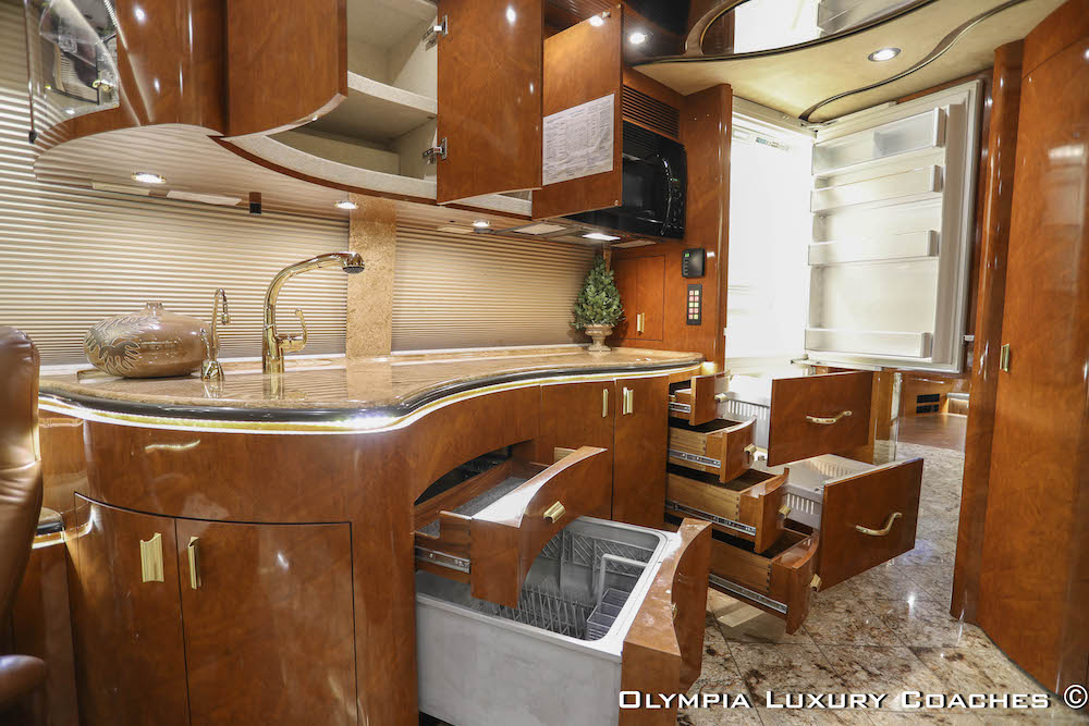 2008 Prevost Marathon XLII For Sale