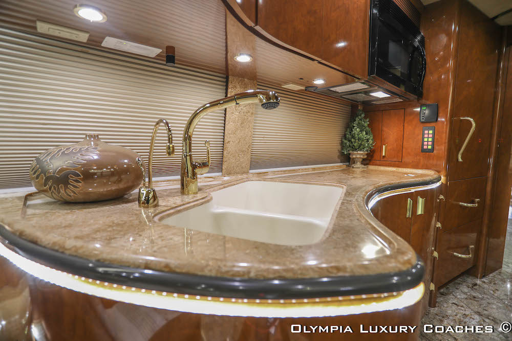 2008 Prevost Marathon XLII For Sale