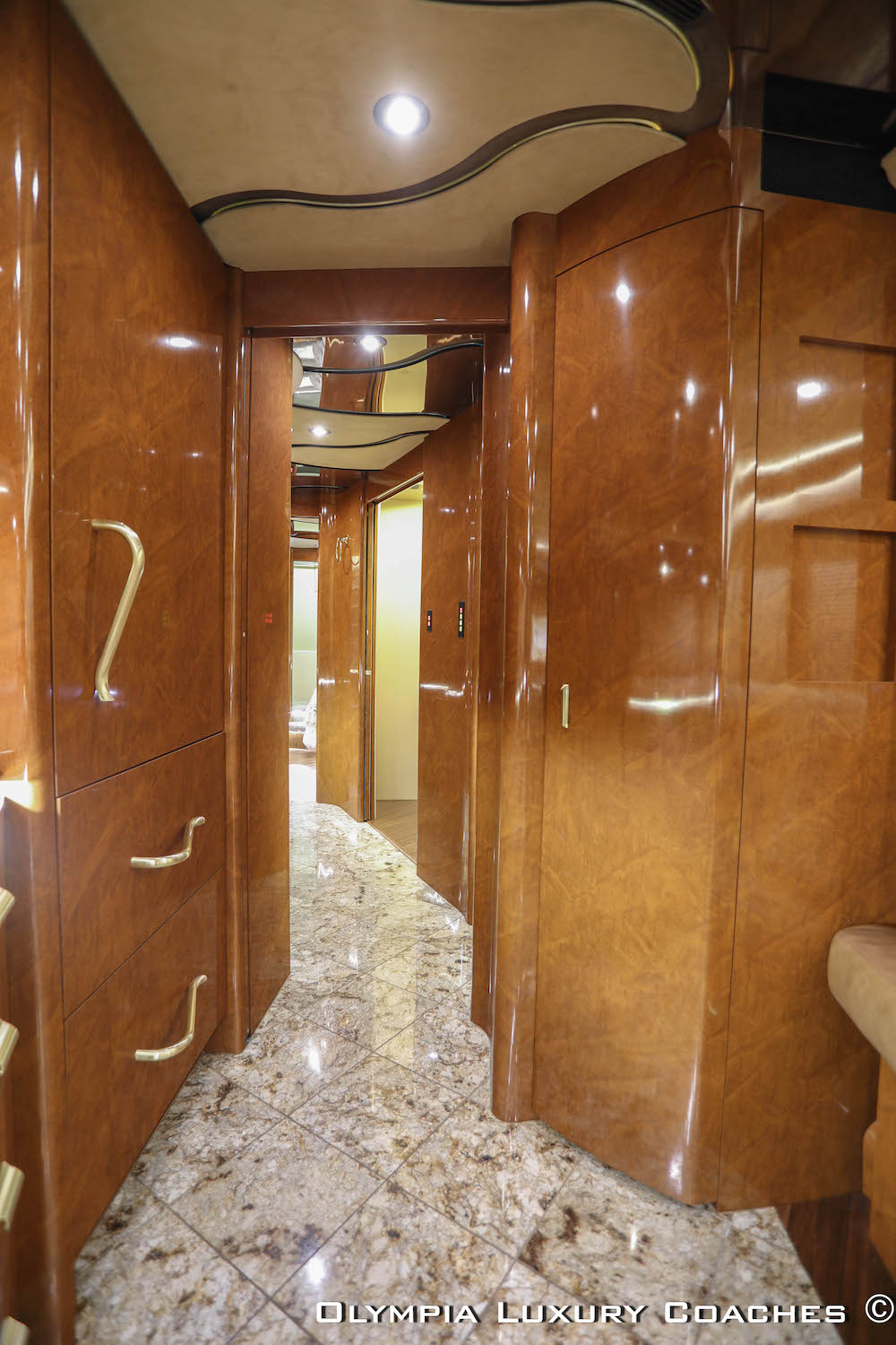 2008 Prevost Marathon XLII For Sale