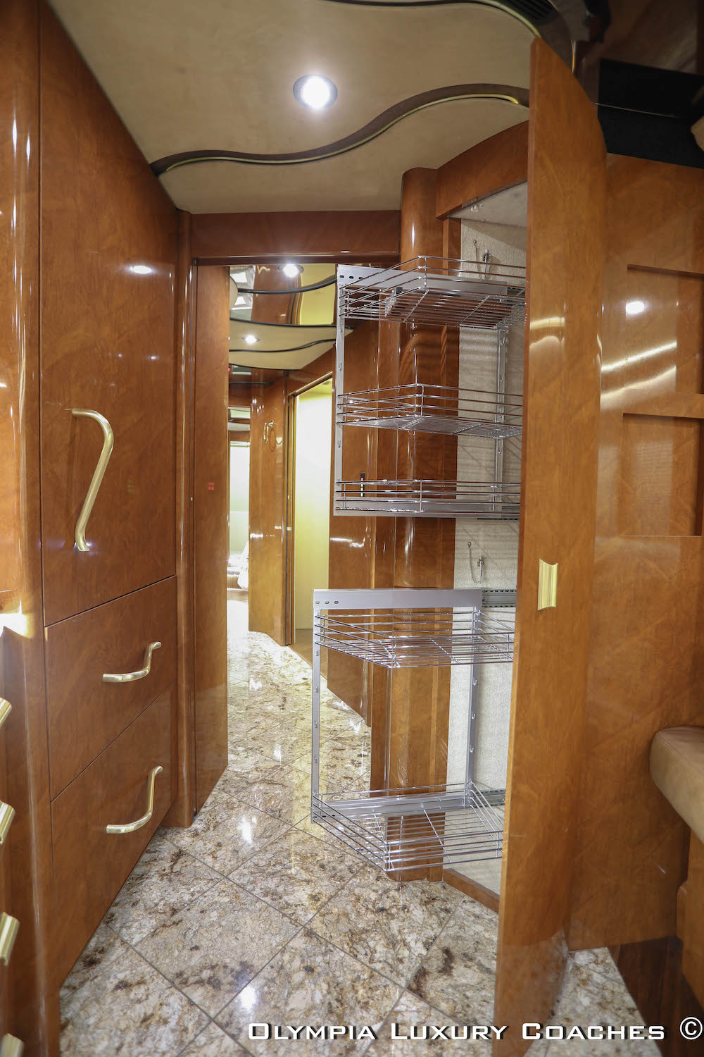 2008 Prevost Marathon XLII For Sale