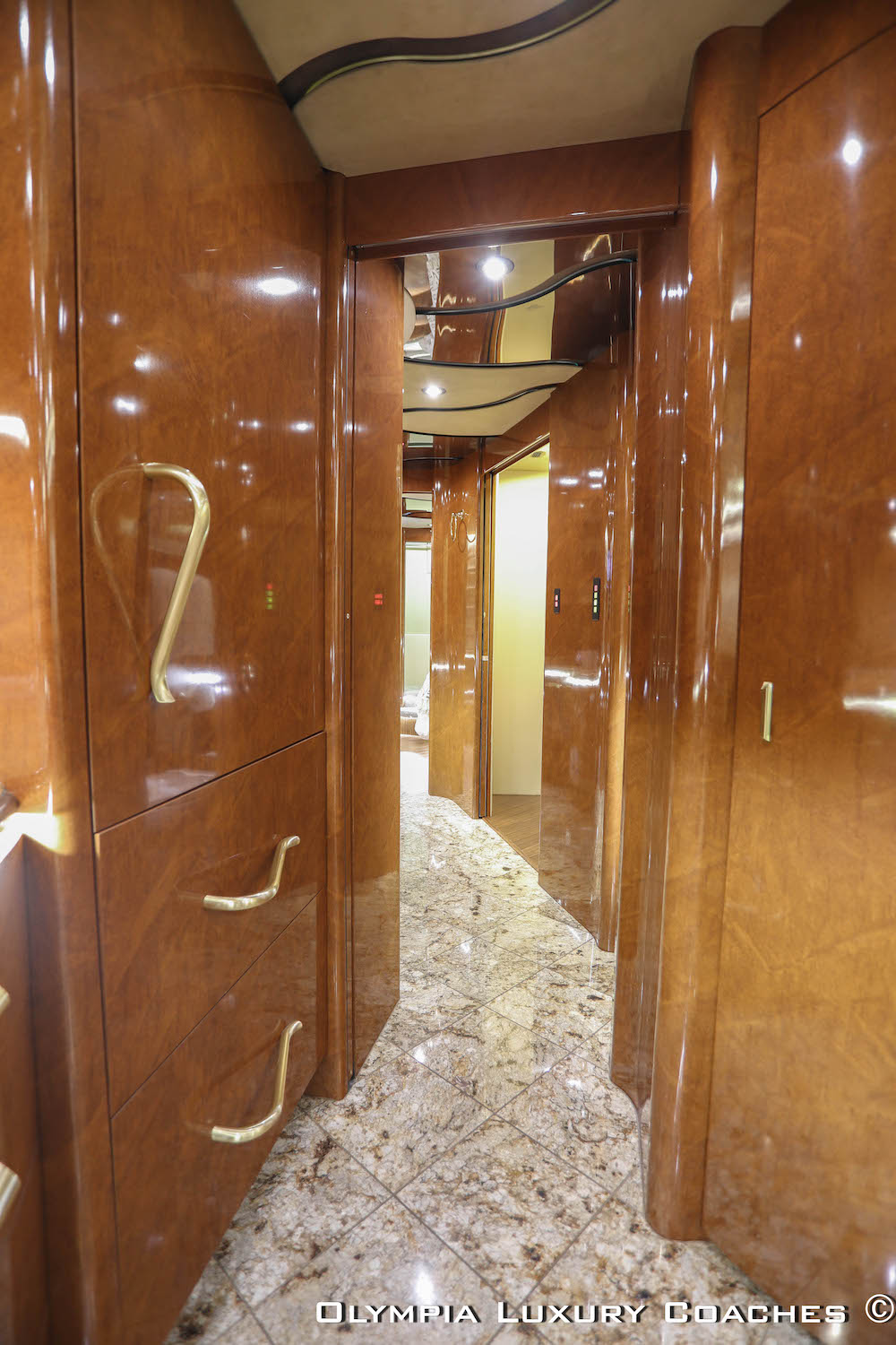 2008 Prevost Marathon XLII For Sale