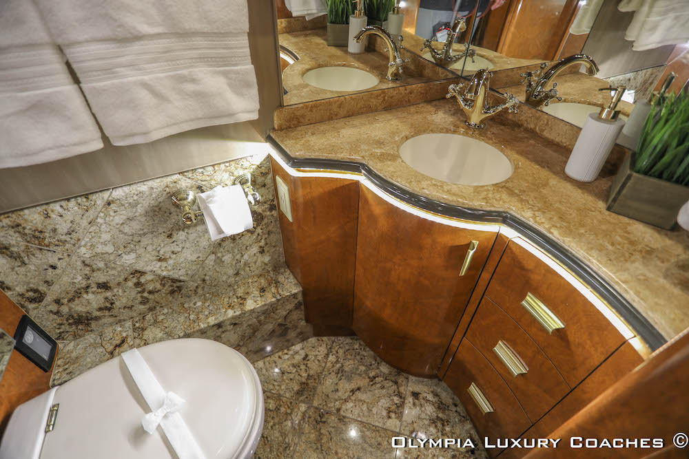 2008 Prevost Marathon XLII For Sale