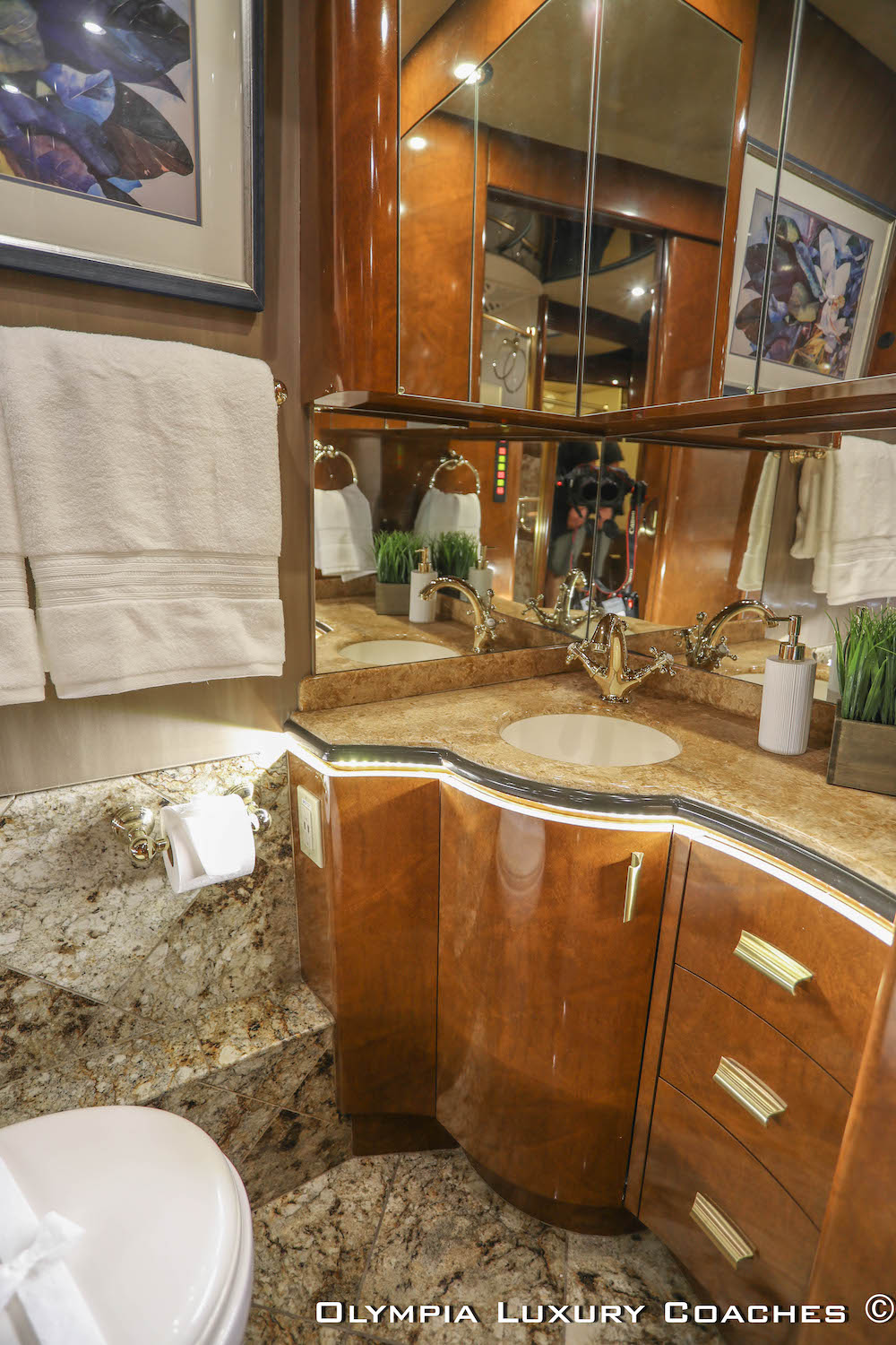 2008 Prevost Marathon XLII For Sale