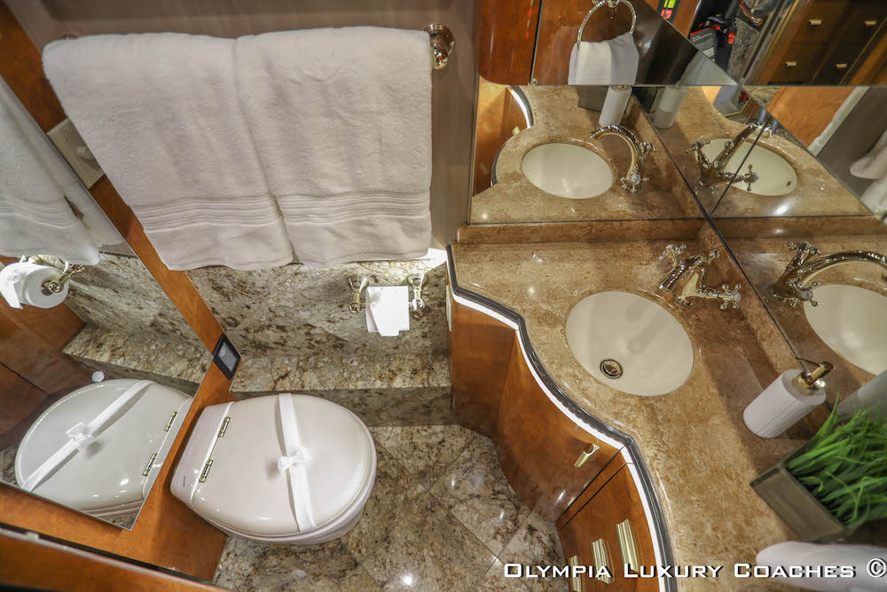 2008 Prevost Marathon XLII For Sale