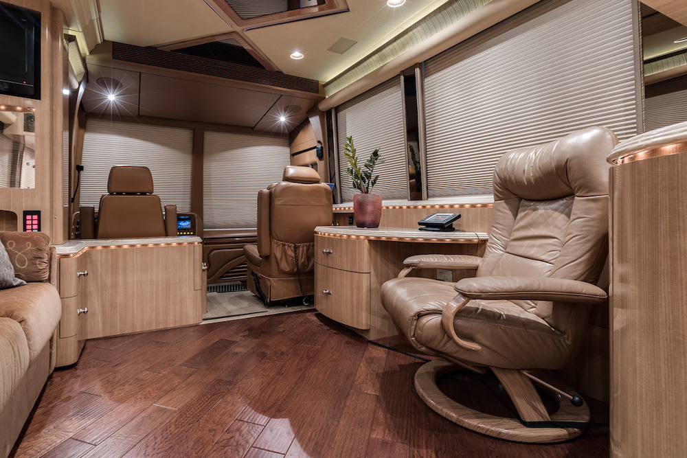 2008 Prevost Marathon XLII For Sale