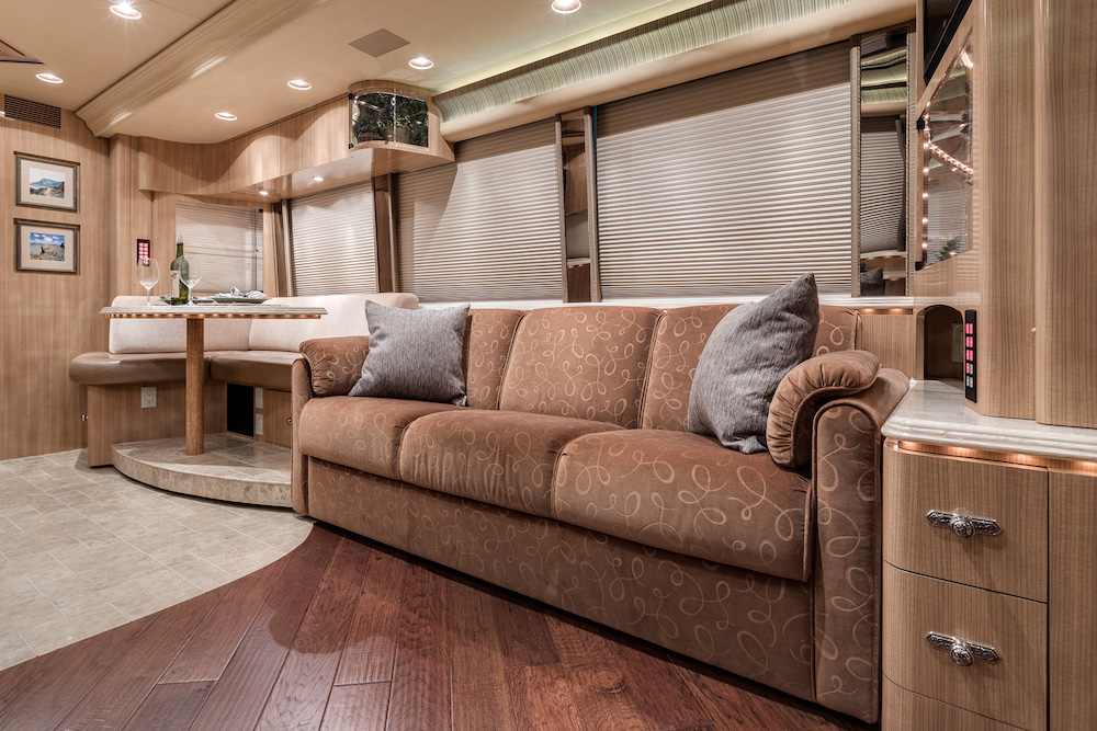 2008 Prevost Marathon XLII For Sale