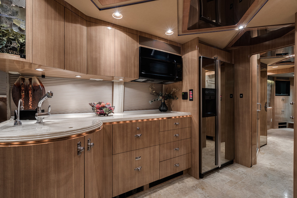 2008 Prevost Marathon XLII For Sale