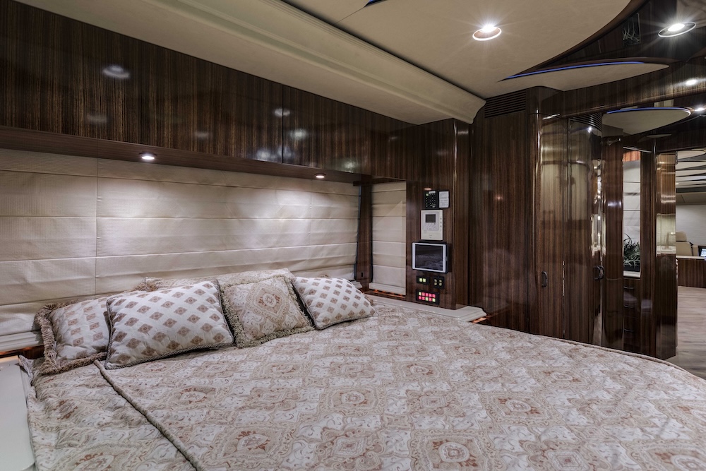 2008 Prevost Marathon XLII For Sale