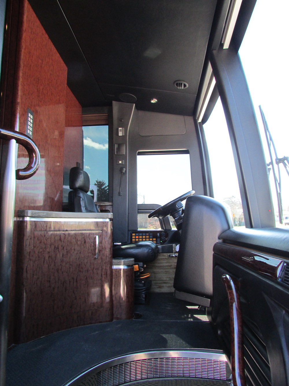 2008 Prevost Marathon XLII For Sale