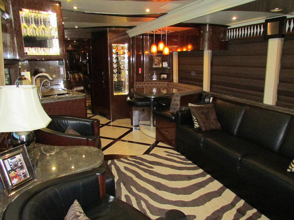 2008 Prevost Marathon XLII For Sale