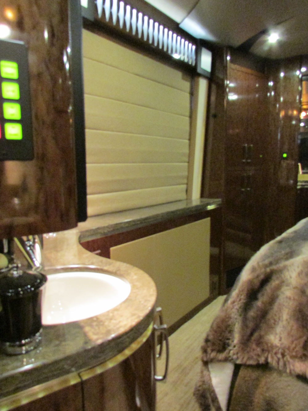 2008 Prevost Marathon XLII For Sale