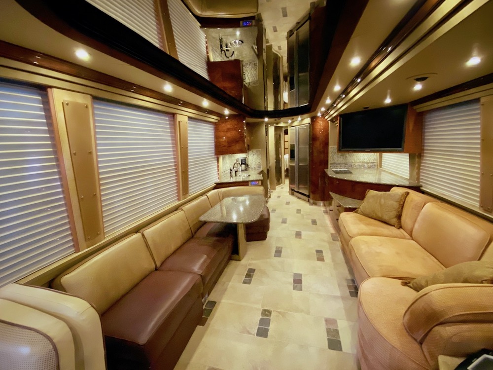 2008 Prevost Country Coach XLII For Sale